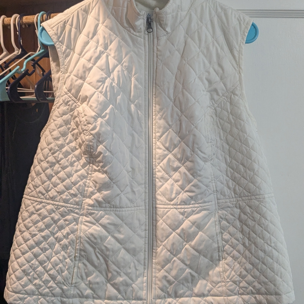 Croft & Barrow Cream Quilted Vest Lightweight